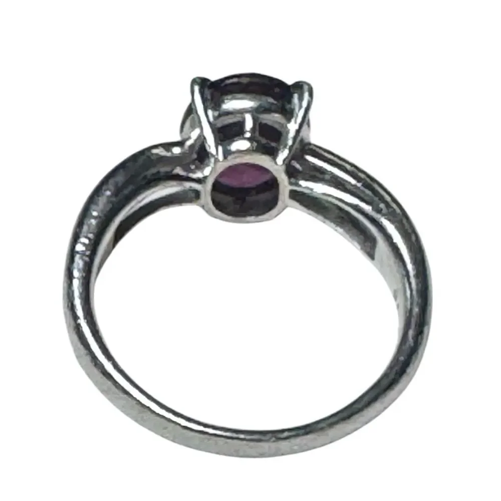 Natural 3.3 Carat Ruby & Four Diamonds Platinum P900 Ring
